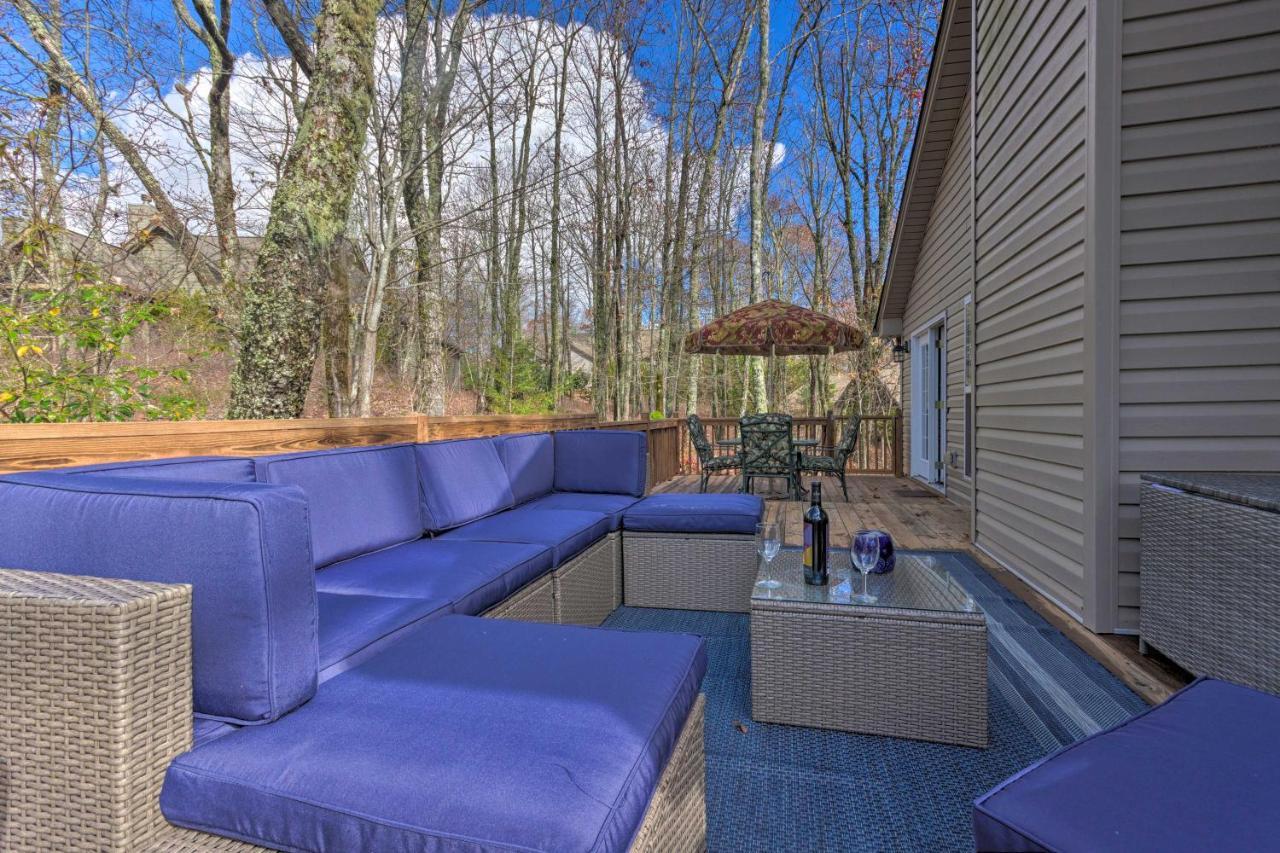 Cozy Sapphire Resort Home With Deck And Mountain Views Exterior foto